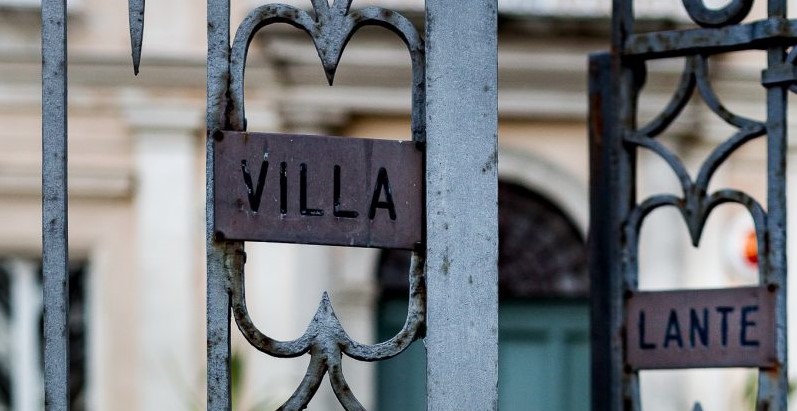 Villa Lanten portti.