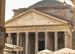 Pantheon-temppeli Roomassa