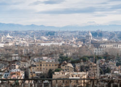 Maisemakuva Rooman kaupungista.